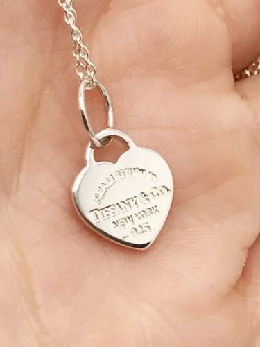 Tiffany & Co. MINI Return to Tiffany Heart & Chain 18